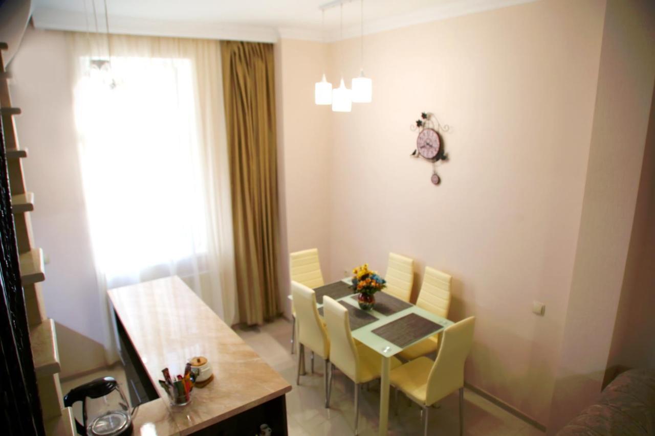 Family Apartments Tbilisi Eksteriør bilde
